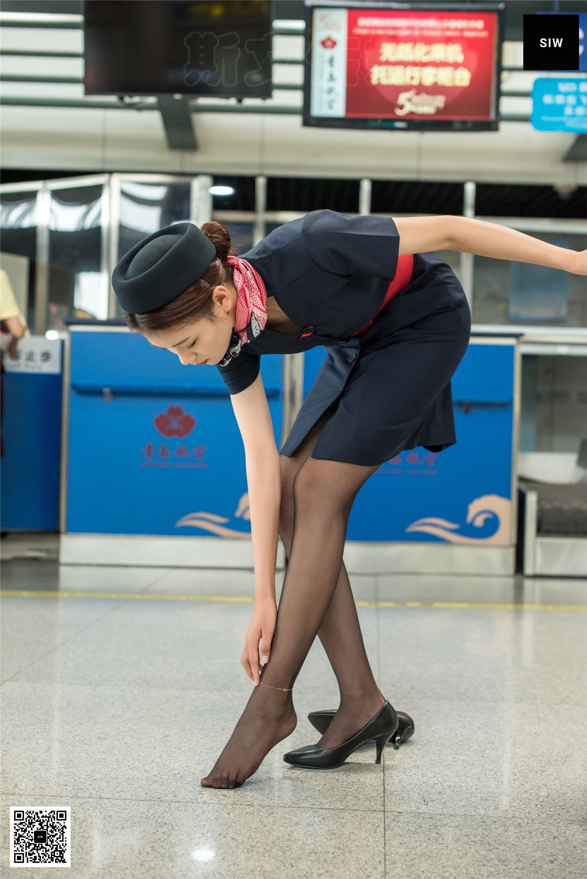 SIW斯文传媒 044 秋季空乘工装制服连衣裙帽子丝巾 - 嘉慧